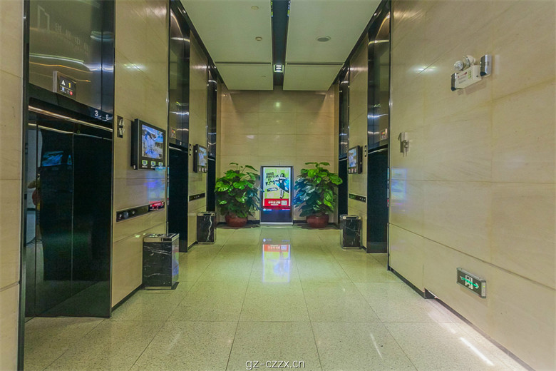 电梯厅